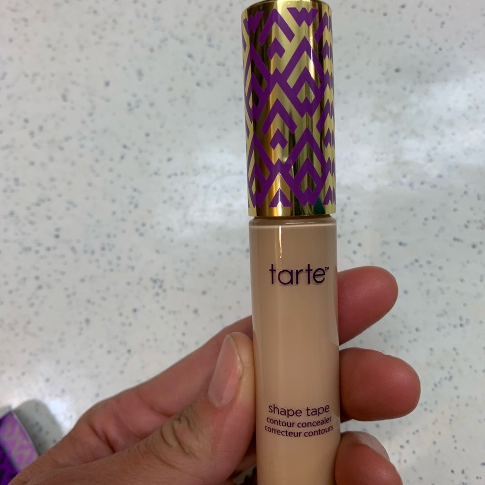 Tarte Shape Tape in 29N Light Medium